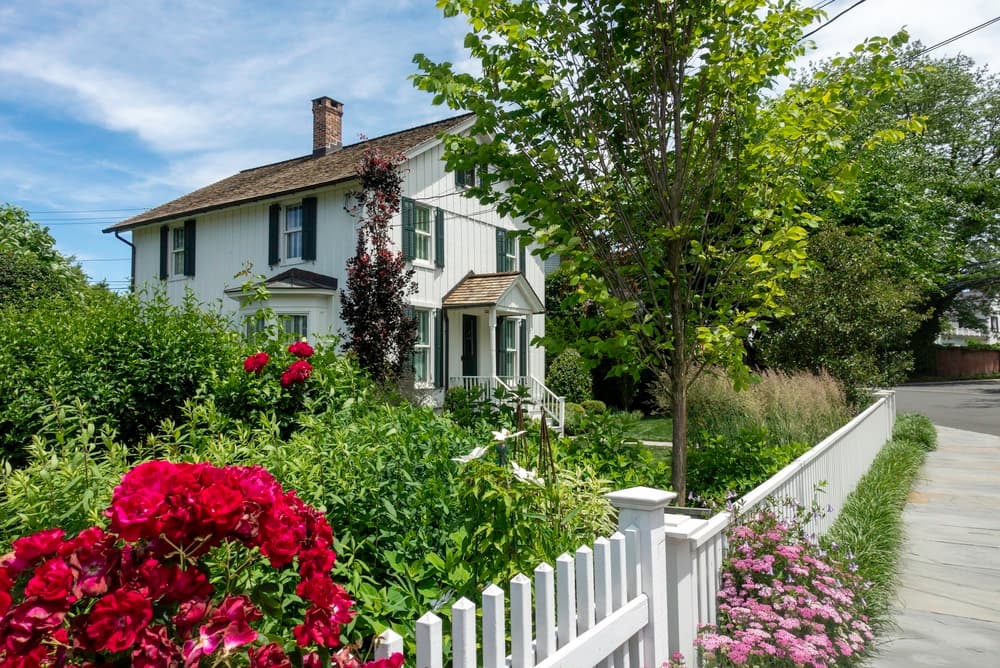Why Home Sellers Should Treat Listings Like Airbnb Stays